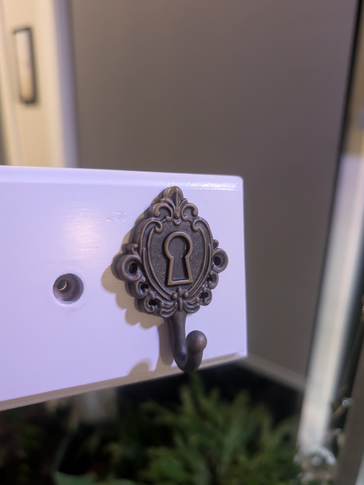 Key Hook Mimic