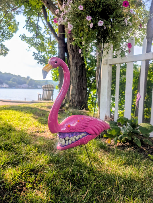 Lawn Flamingo Mimic